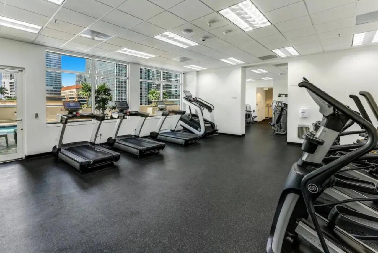 Modern 1 Bed In The Heart Of Brickell With Free Parking Apartment Маями Екстериор снимка
