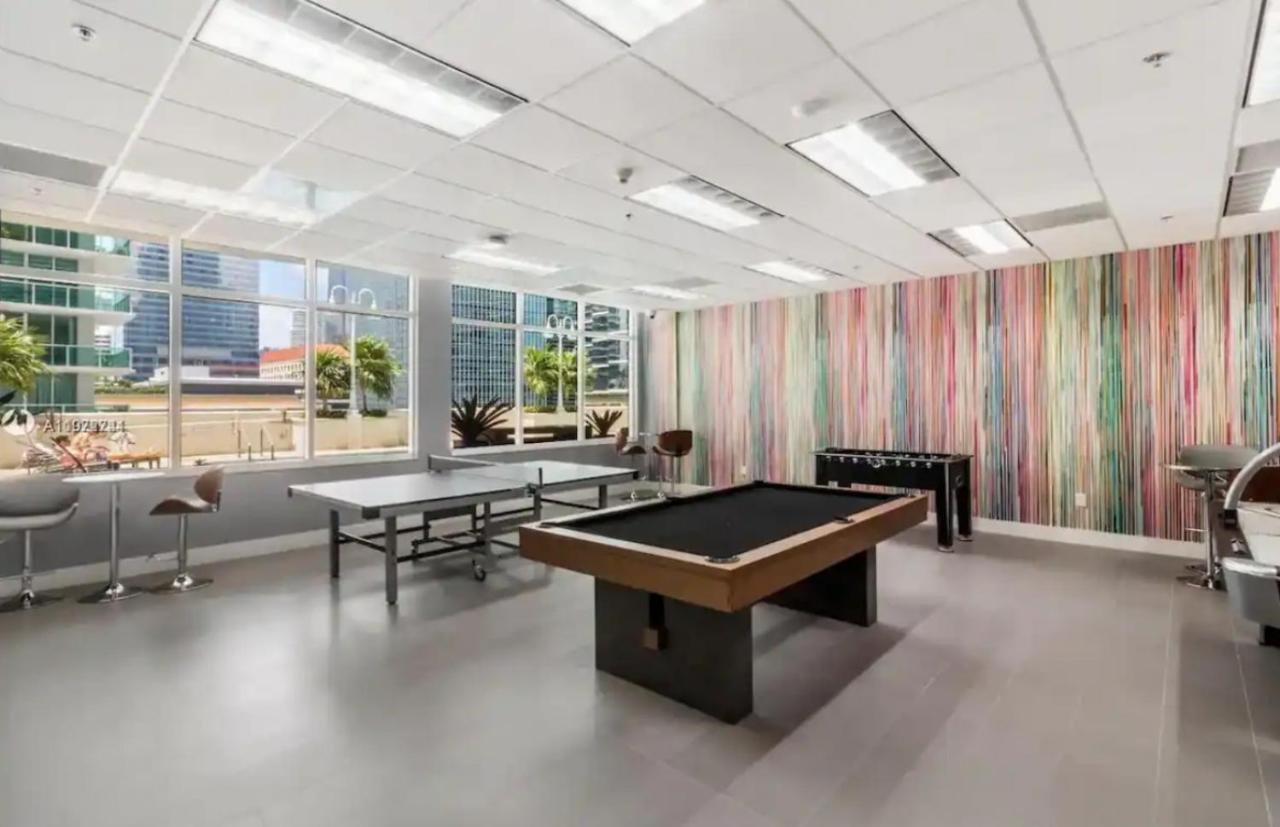 Modern 1 Bed In The Heart Of Brickell With Free Parking Apartment Маями Екстериор снимка