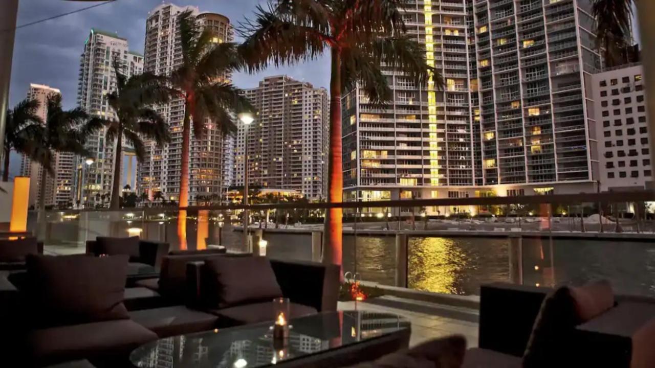 Modern 1 Bed In The Heart Of Brickell With Free Parking Apartment Маями Екстериор снимка