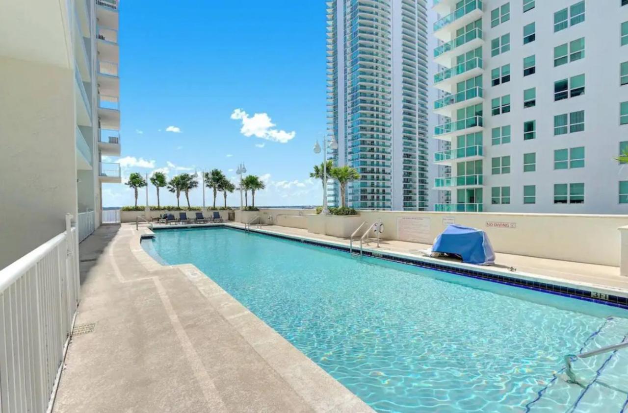 Modern 1 Bed In The Heart Of Brickell With Free Parking Apartment Маями Екстериор снимка