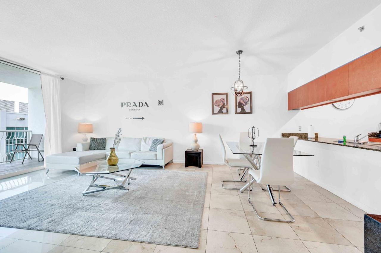 Modern 1 Bed In The Heart Of Brickell With Free Parking Apartment Маями Екстериор снимка